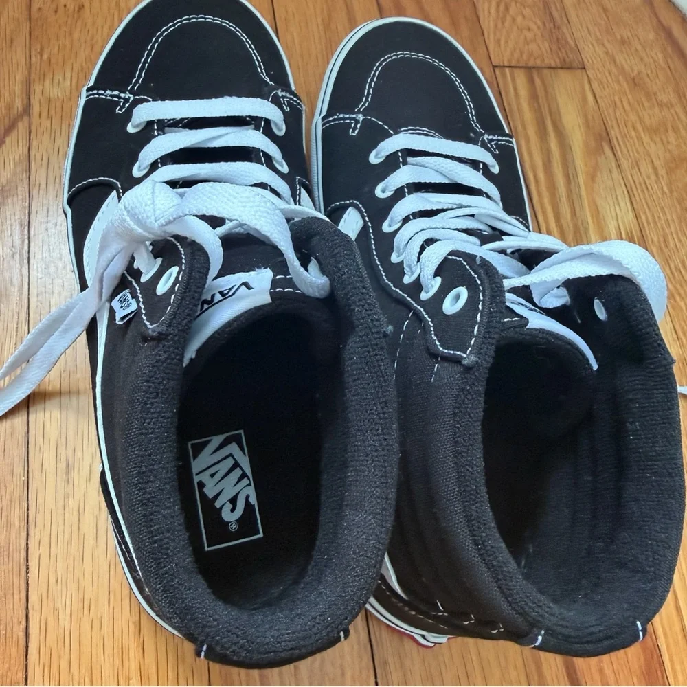 Vans Filmore Hi Off the Wall Sidewall Padded Ankle Sneakers 6 Youth, Women’s 7.5